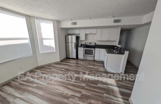 Photo of 725 Edith Blvd SE*