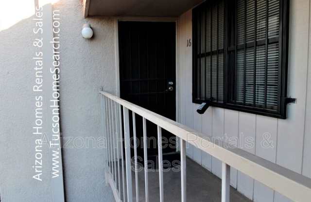 6625 E Golf Links Road