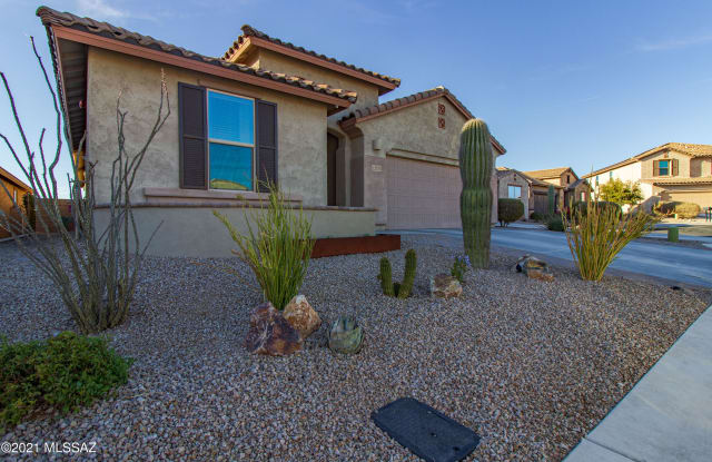 12573 N Summer Wind Drive - 12573 North Summerwind Drive, Marana, AZ 85658