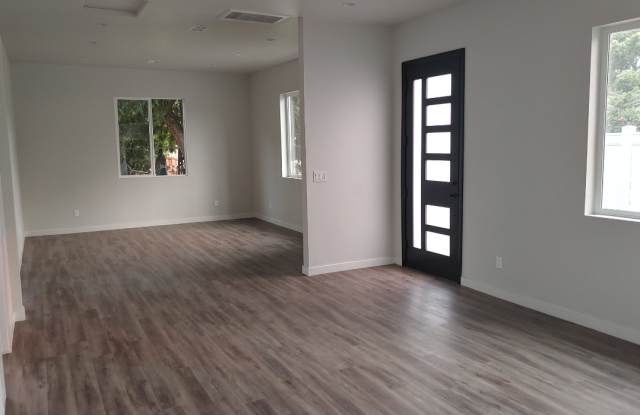 1332 Evergreen Street