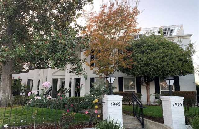 1945 Mount Vernon Ct Apt 2
