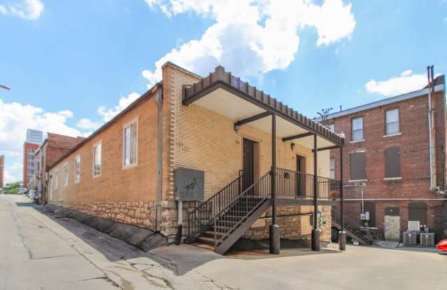 Photo of 10 N Tenth St