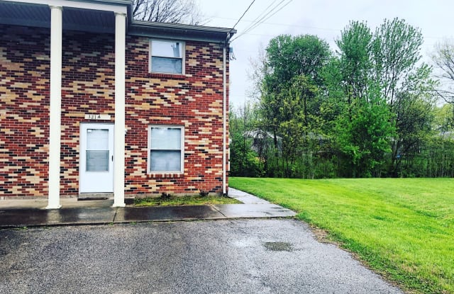 321 Winston Court - B - 321 Winston Ct, Hillview, KY 40229