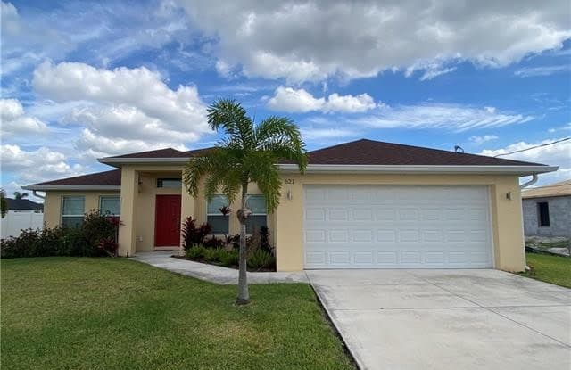 621 NW 7th PL - 621 Northwest 7th Place, Cape Coral, FL 33993