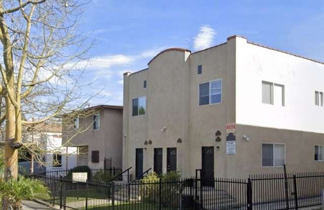 1816 S La Brea Ave unit: 1818 3/4