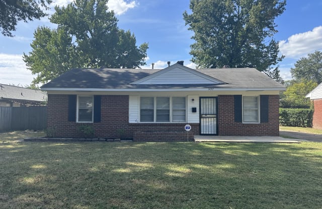 1457 Dearing Rd - 1457 Dearing Road, Memphis, TN 38117