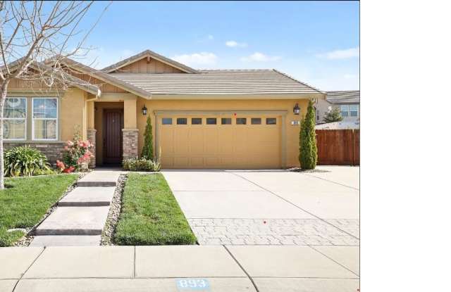 MANTECA HOME 893 Clearwater Creek