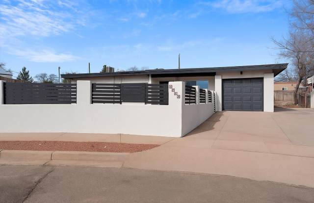 Photo of 3329 SIRINGO Road