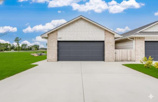 Photo of Skyway-Maxine Plan