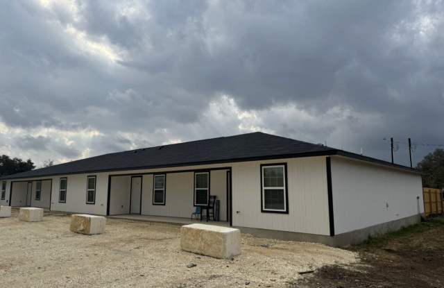 Photo of 1008 County Road 4516