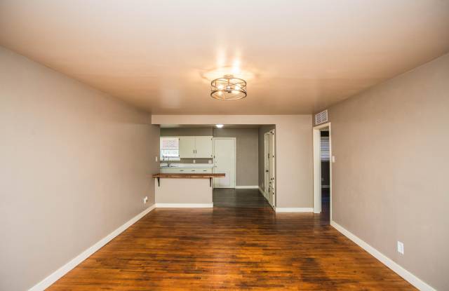 4402 29th Street unit: B