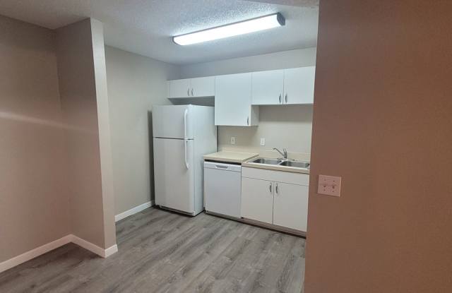 1/1 condo on ground floor available now in Rockledge