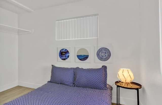 Downtown Modern Smart Home