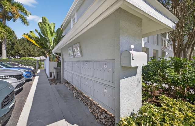 5440 S MACDILL AVENUE