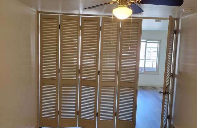 Arllis Arms Apartments
