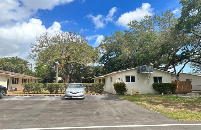 4131 SW 54th Ct - 4131 Southwest 54th Court, Dania Beach, FL 33314