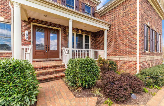 100 CASTLE OAK COURT