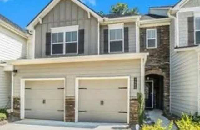Room in 4 Bedroom Home at Berney Cir