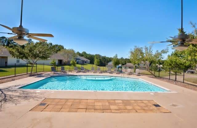 100 Sycamore Road Unit E12