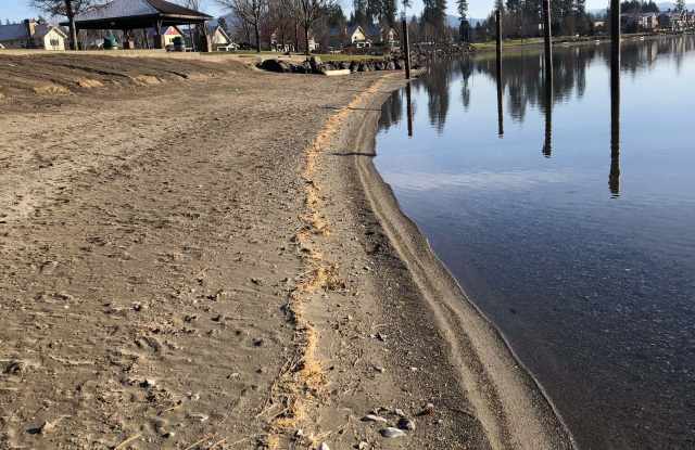 4449 Greenchain Loop