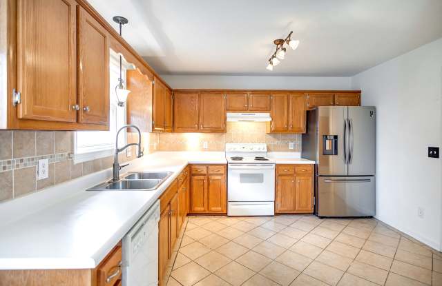 1105 McDonough Circle