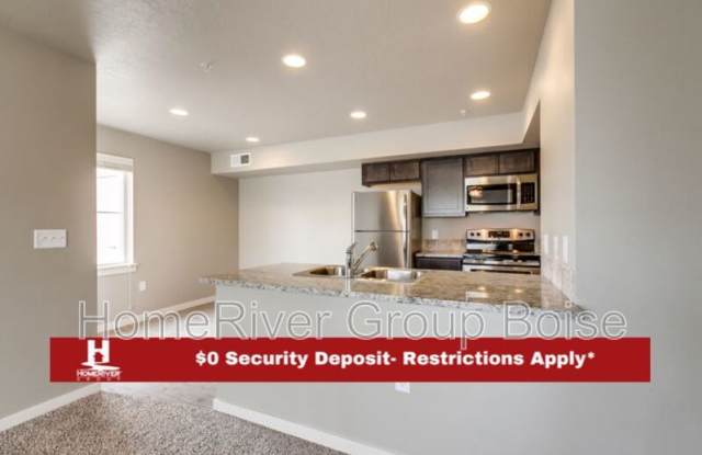 933 E Travel Ln
