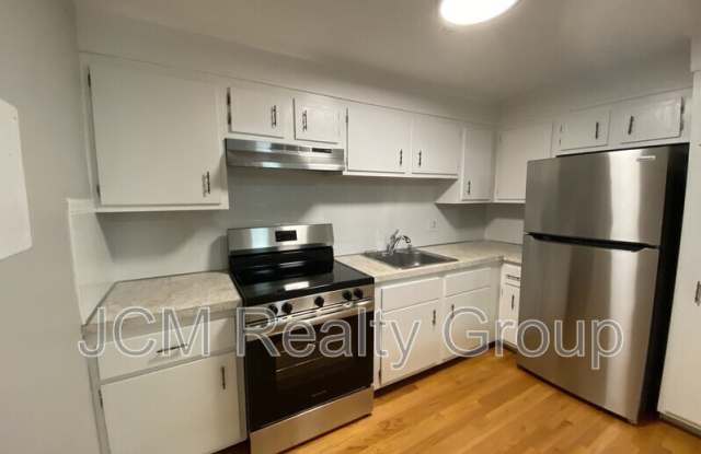 55 Elmwood Park