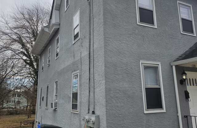 128 Wilmer St Street