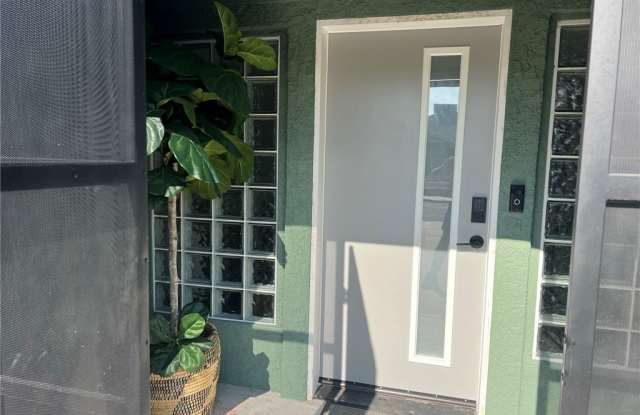 1001 Griffith Avenue