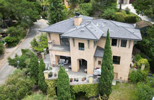 Photo of 123 Capricorn Avenue