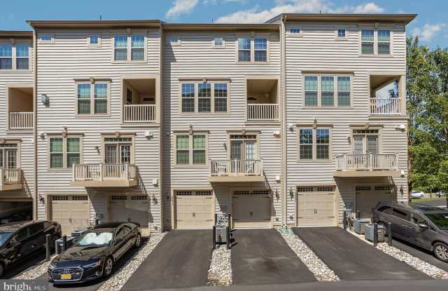 25890 RACING SUN Drive