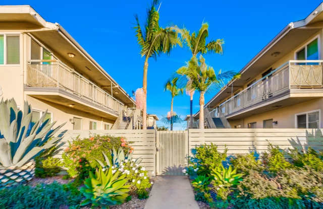 6028 - 6100 West Blvd