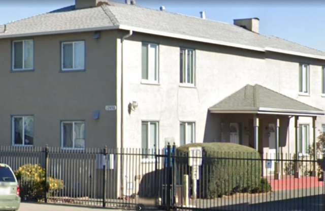 Recently Remodeled 2 Bedroom, on San Pablo Ave, in East Richmond Area