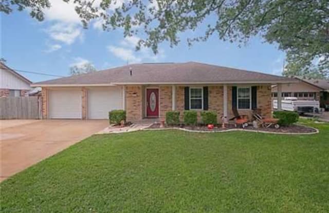 4418 Meadowbrook Dr - 4418 Meadowbrook Drive, Bryan, TX 77802