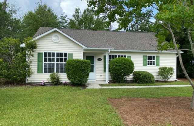Welcome to this charming 3-bedroom, 2-bathroom home located in the vibrant city of Wilmington, NC.