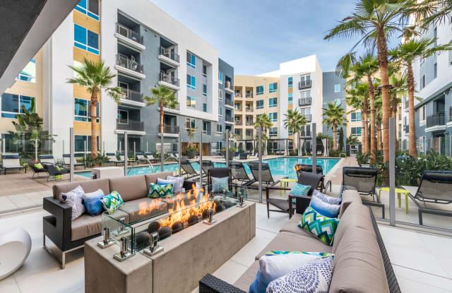 Rize Irvine Apartments