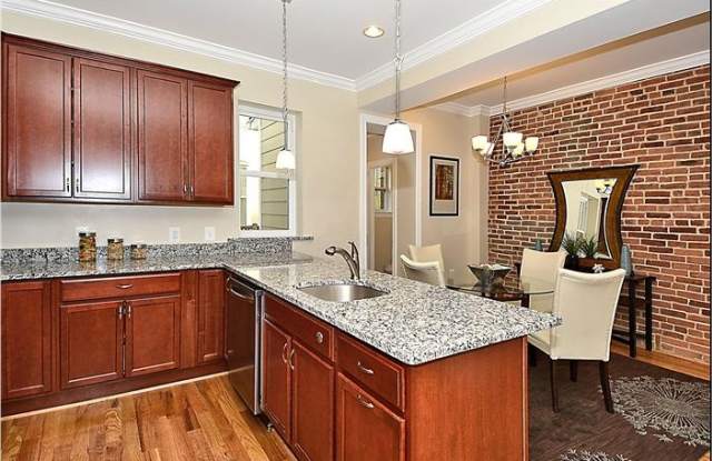 21 Rhode Island Ave Nw