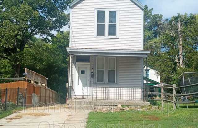 927 Harris Ave