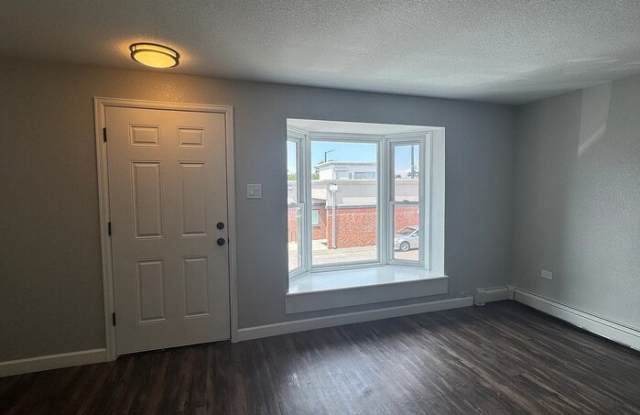 1285 Colorado Boulevard