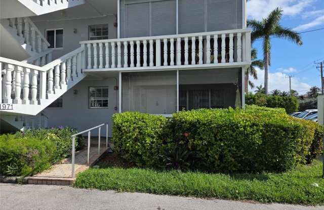 Photo of 1971 SE 5th Ct