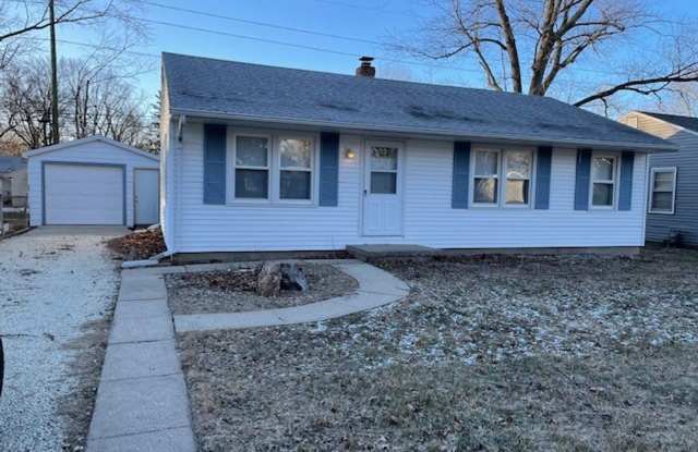 3 bedroom home available for lease!