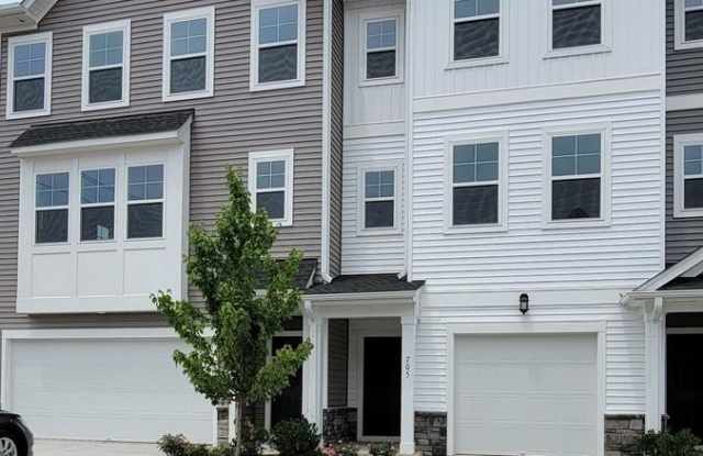 705 Shining Ray Ln