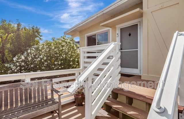 3 Treanor Street