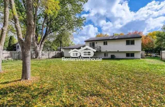 11257 Jersey Avenue North