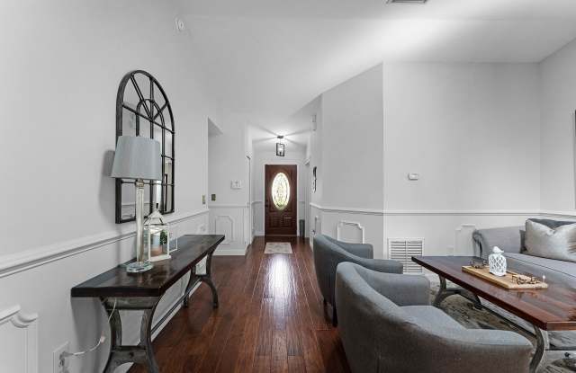 5074 Arrapahoe Street