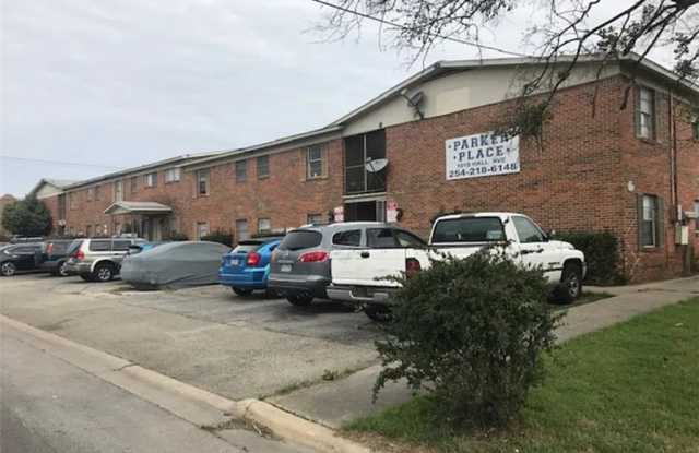 Photo of 1015 Hall Avenue