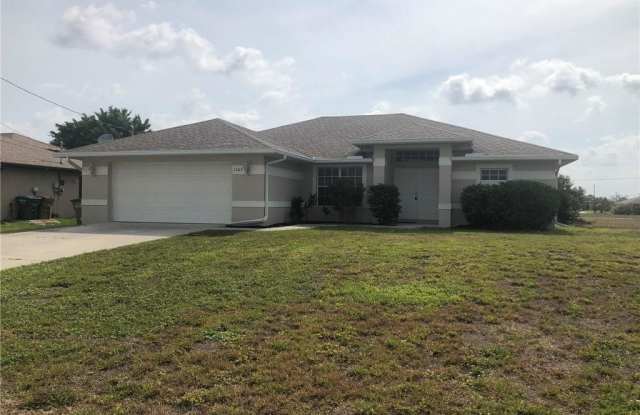 1009 NW 36th AVE - 1009 Northwest 36th Avenue, Cape Coral, FL 33993