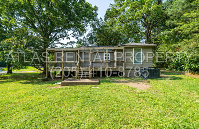 304 Rose Hill Rd