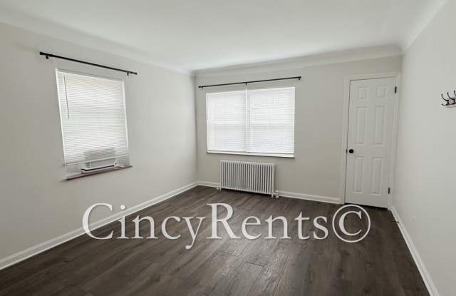 2782 Observatory Ave