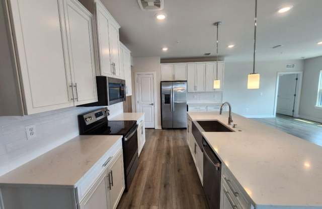 12880 MOSAIC PARK WAY